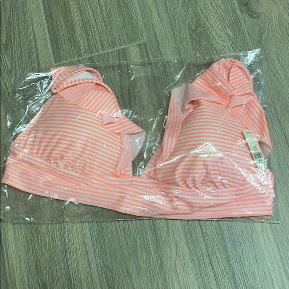 Aerie ruffle triangle bikini top - Picture 3 of 7